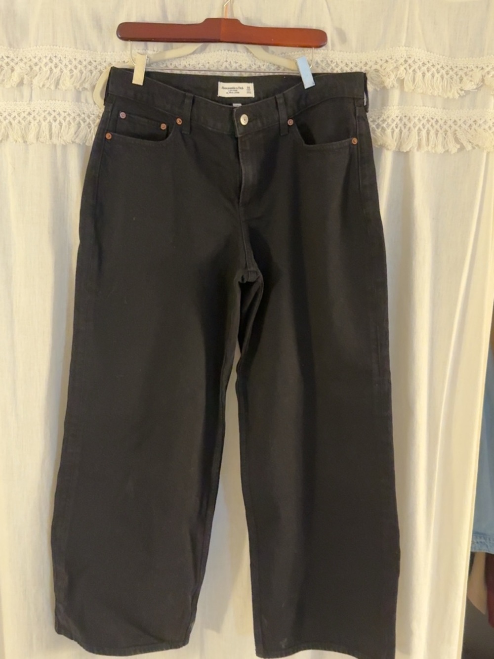 Black Wide Leg Jeans - Picture 1 of 3